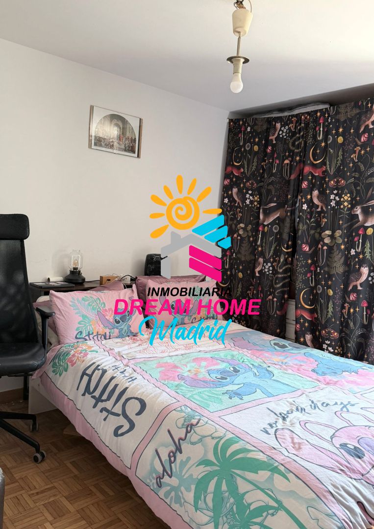 Habitación de Piso en venta en  Madrid Capital con Calefacción y Balcón