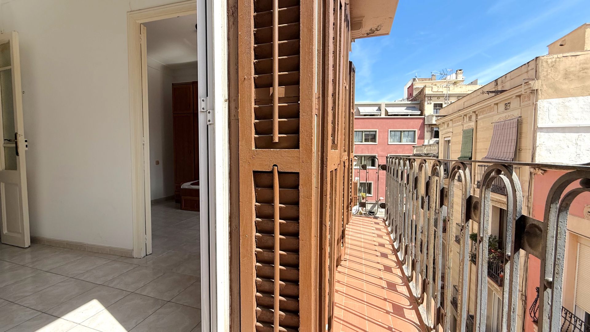 Balcony of Flat for sale in  Barcelona Capital  with Furnished and Balcony