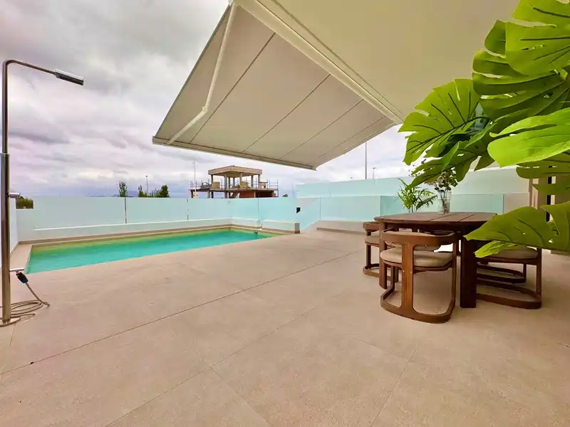 Maison jumelée avec piscine à vendre à C/ Maestra Julia Panchón