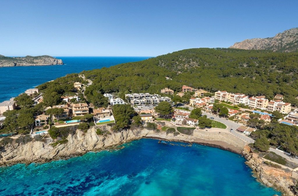 Vista exterior de Planta baixa en venda en Andratx amb Aire condicionat, Calefacció i Jardí privat