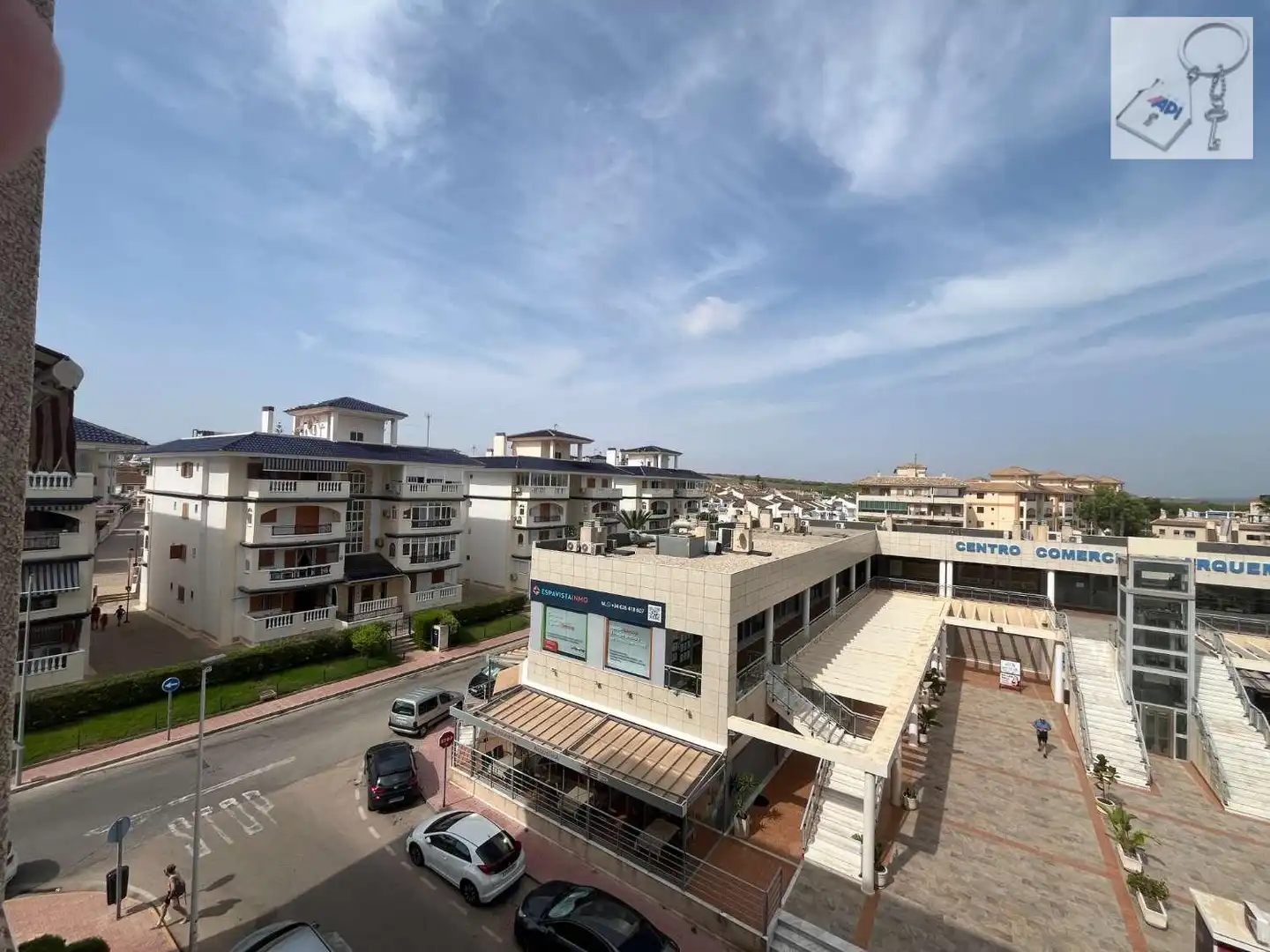 Vista exterior de Apartament en venda en Torrevieja amb Aire condicionat, Terrassa i Piscina