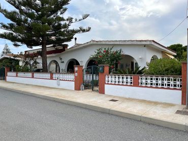 Haus zum Verkauf in Eucaliptus- Poble Nou del Delta