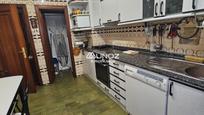 Kitchen of Flat for sale in  Logroño