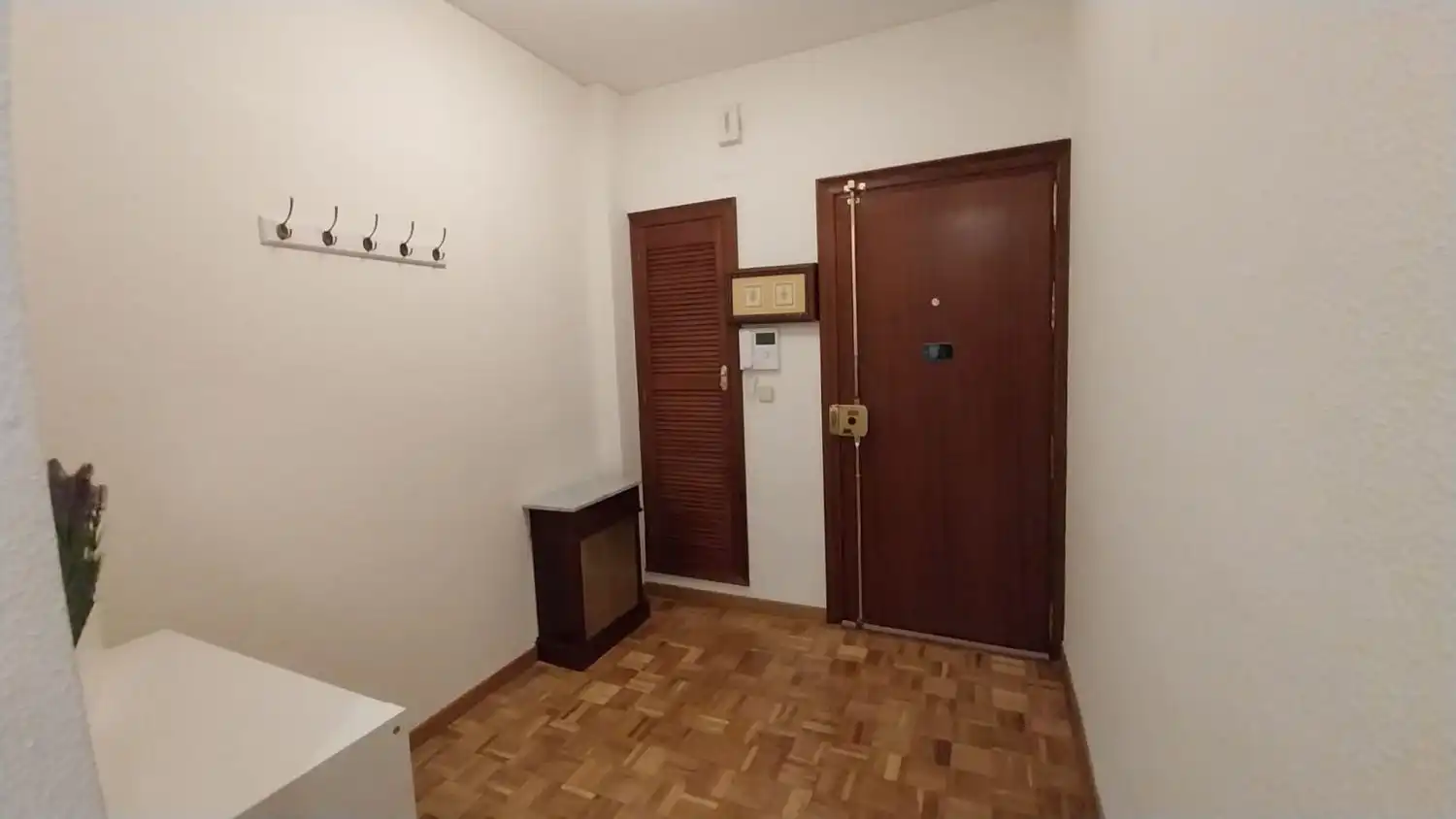 Piso de alquiler en Jaén con Aire acondicionado, Calefacción y Parquet