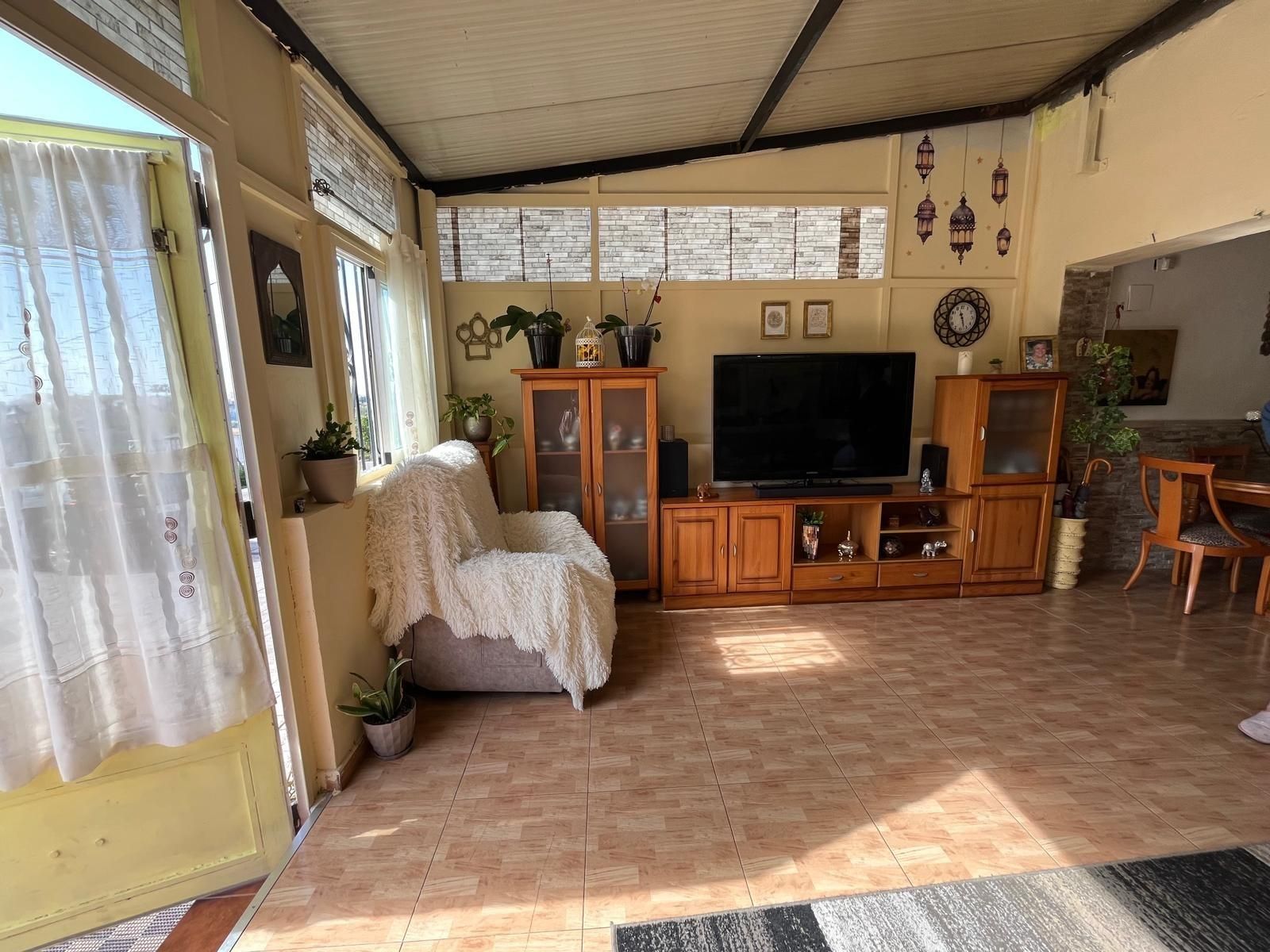 Sala d'estar de Casa o xalet en venda en Villajoyosa / La Vila Joiosa amb Aire condicionat, Calefacció i Terrassa