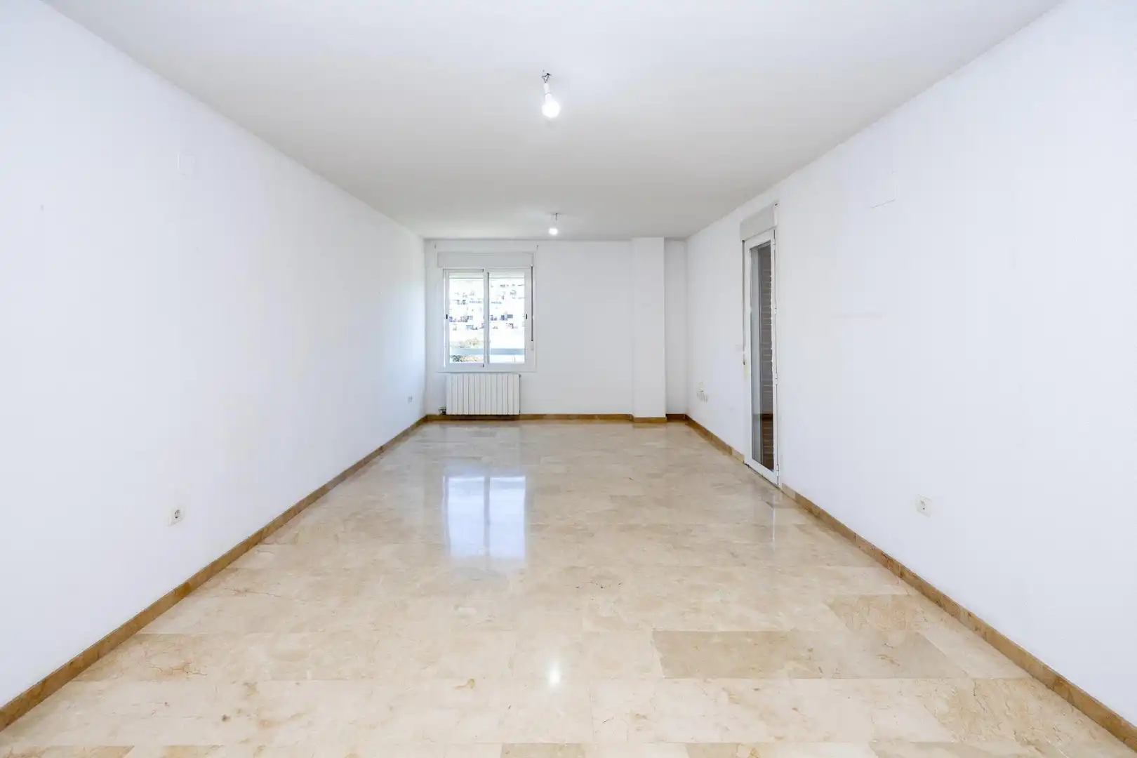 Piso en venta en Calle Aconcagua, 48, Camino de los Neveros - Serrallo