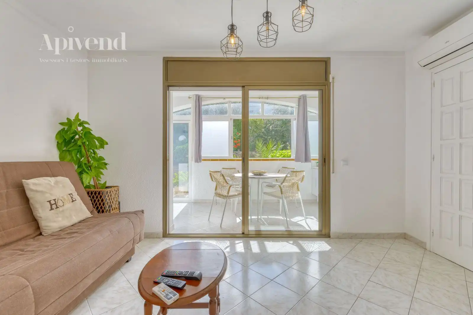 Flat with pool for sale in Josep Carner, imagen 8