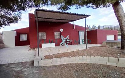 Vista exterior de Casa o xalet en venda en Alhama de Murcia amb Terrassa i Piscina