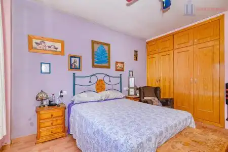 Habitación de Casa o chalet en venta en Güevéjar con Calefacción