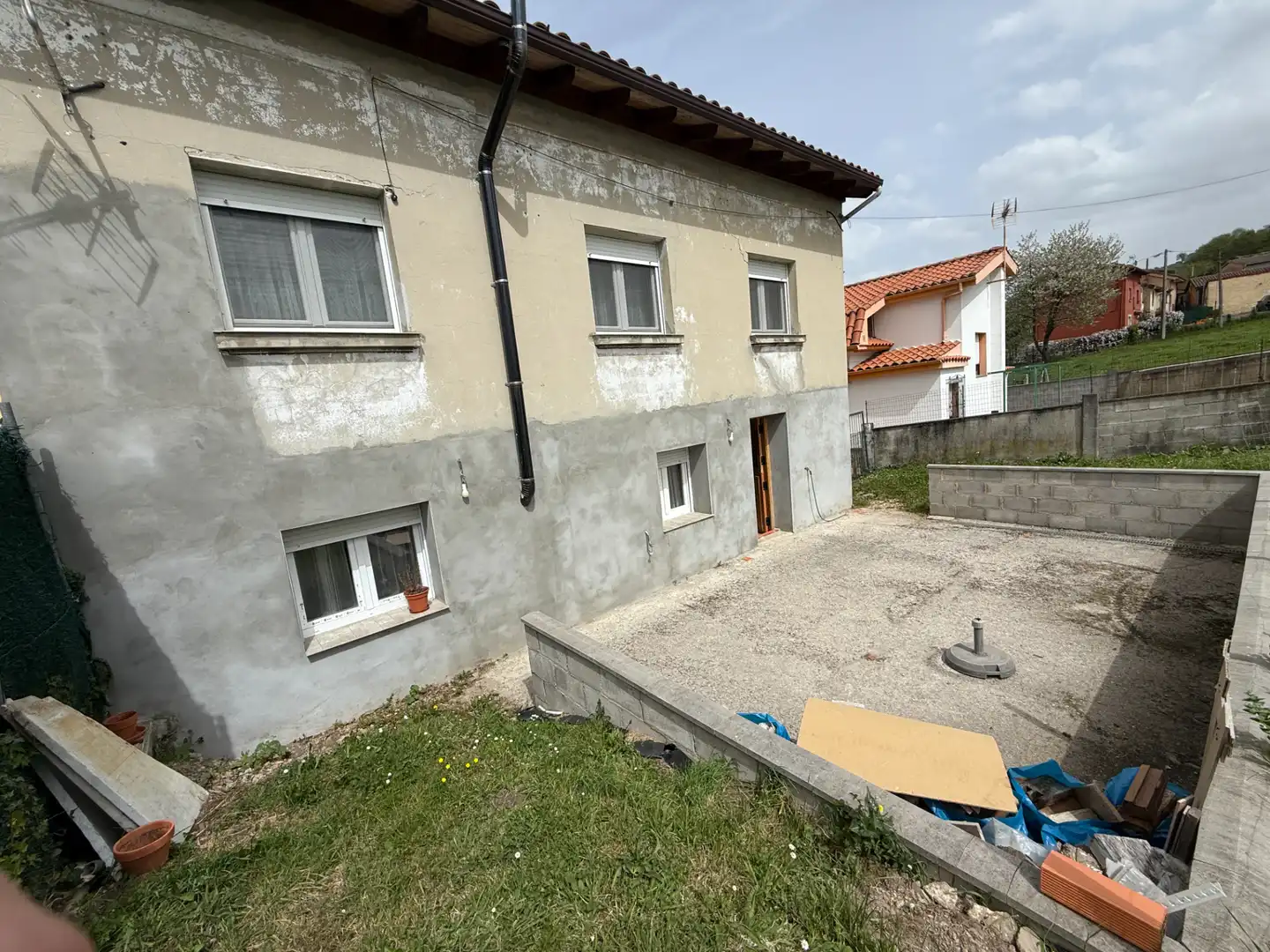 Vista exterior de Casa o chalet en venta en Siero con Calefacción, Jardín privado y Amueblado
