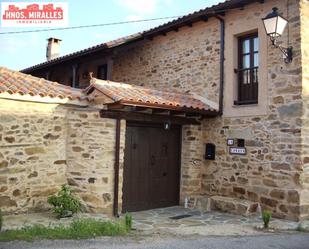 Exterior view of House or chalet for sale in Santiago Millas