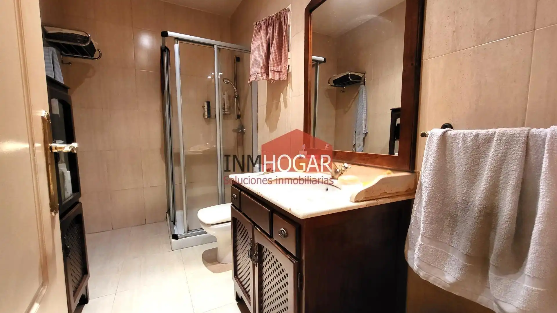 Baño de Casa o chalet en venta en Ávila con Jardín privado, Trastero y Balcón