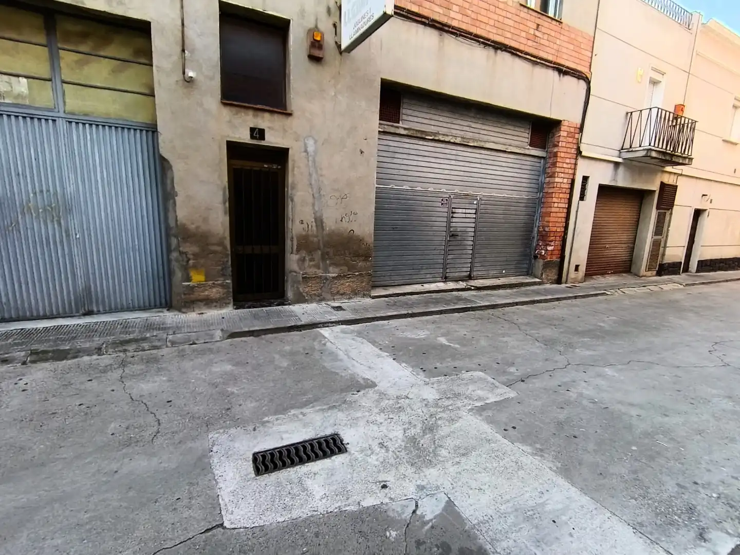 Business premises for sale in Carrer del Montsià, imagen 4