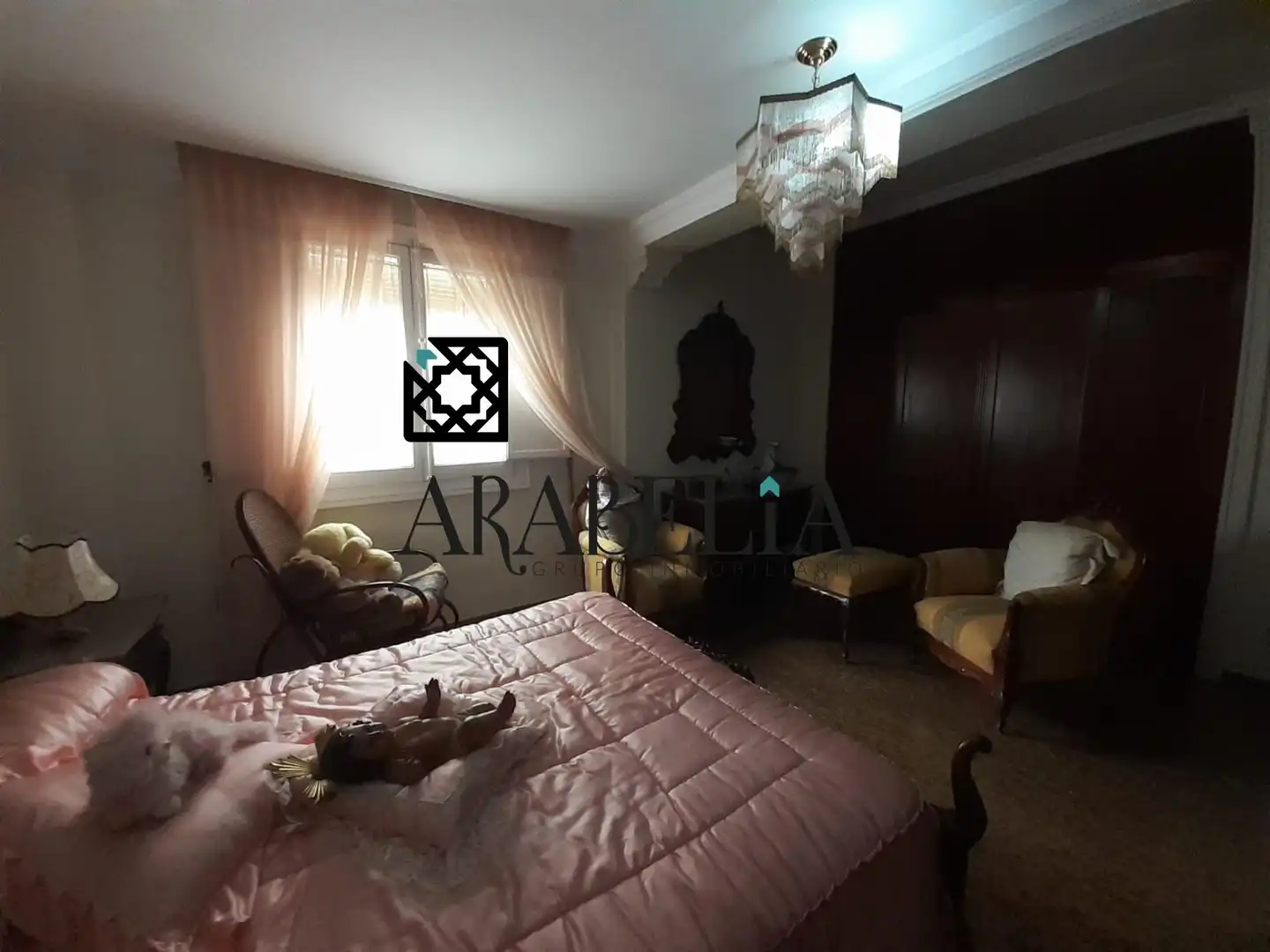 Schlafzimmer von Wohnung zum Verkauf in Córdoba mit Klimaanlage, Terrasse und Abstellraum