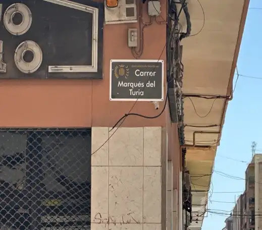 Vista exterior de Pis en venda en Benetússer