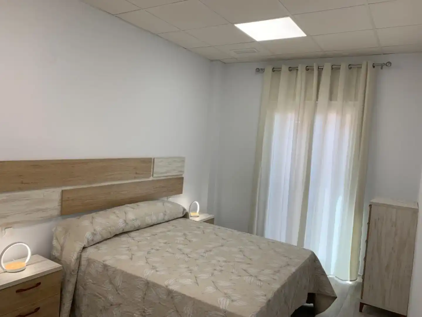 Bedroom of Flat for rent in Guadalupe  with Air Conditioner, Furnished and Oven