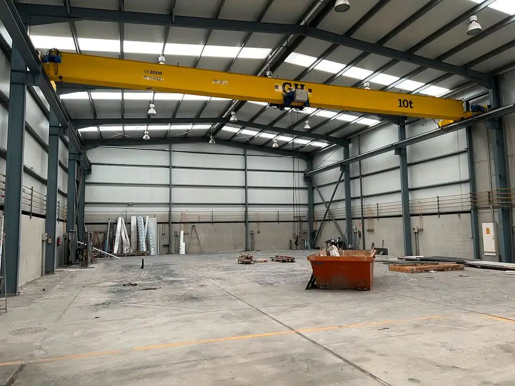 Industrial building with lift for sale in Rúa Jesús Fernández Pita, imagen 4