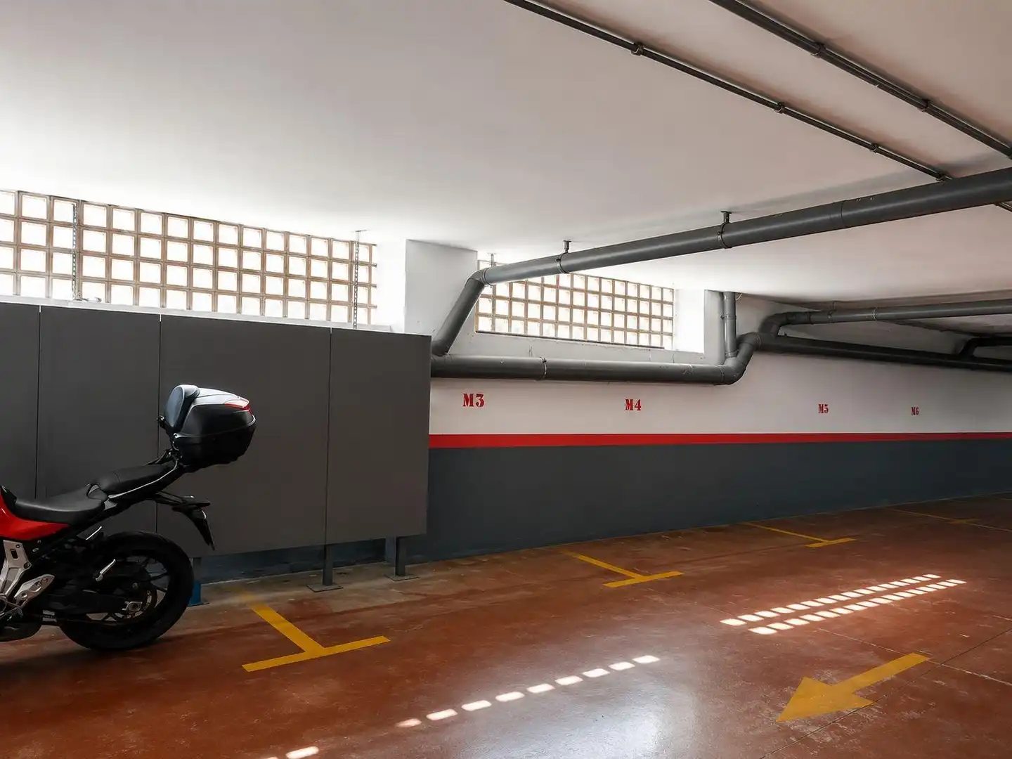 Parkplatz von Garage zur Miete in Figaró-Montmany