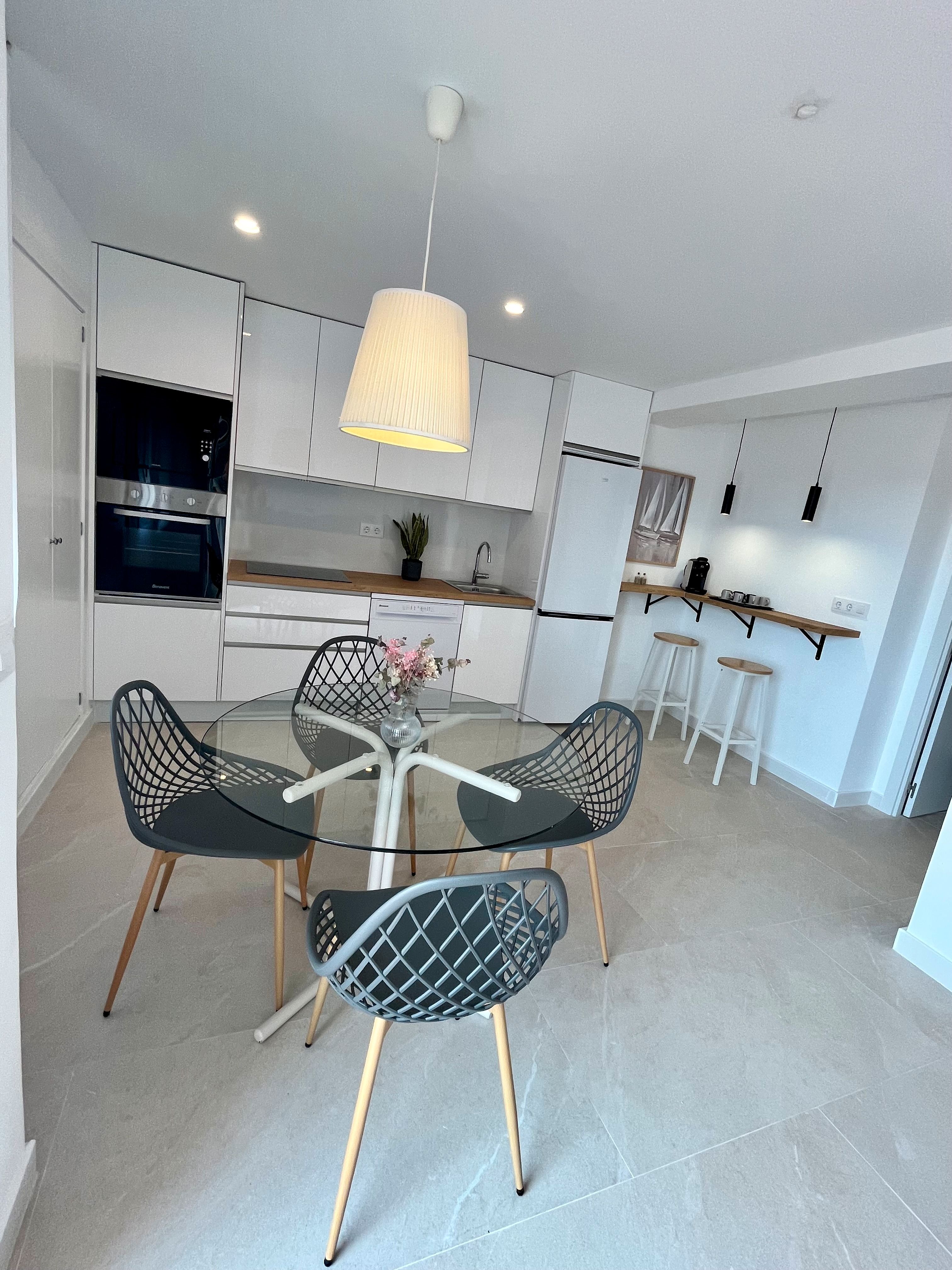 Kitchen of Apartment to rent in  Valencia Capital  with Air Conditioner, Heating and Terrace