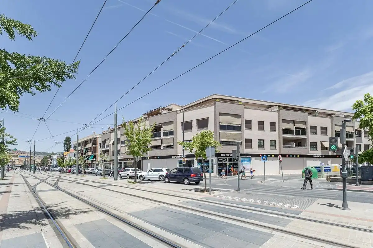 Exterior view of Flat for sale in Albolote  with Air Conditioner, Private garden and Terrace