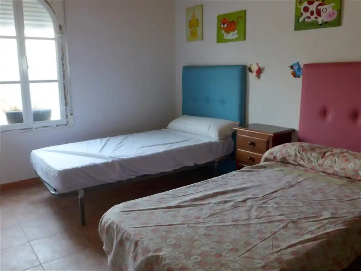 Habitación de Casa adosada en venta en Cabra con Jardín privado, Trastero y Piscina