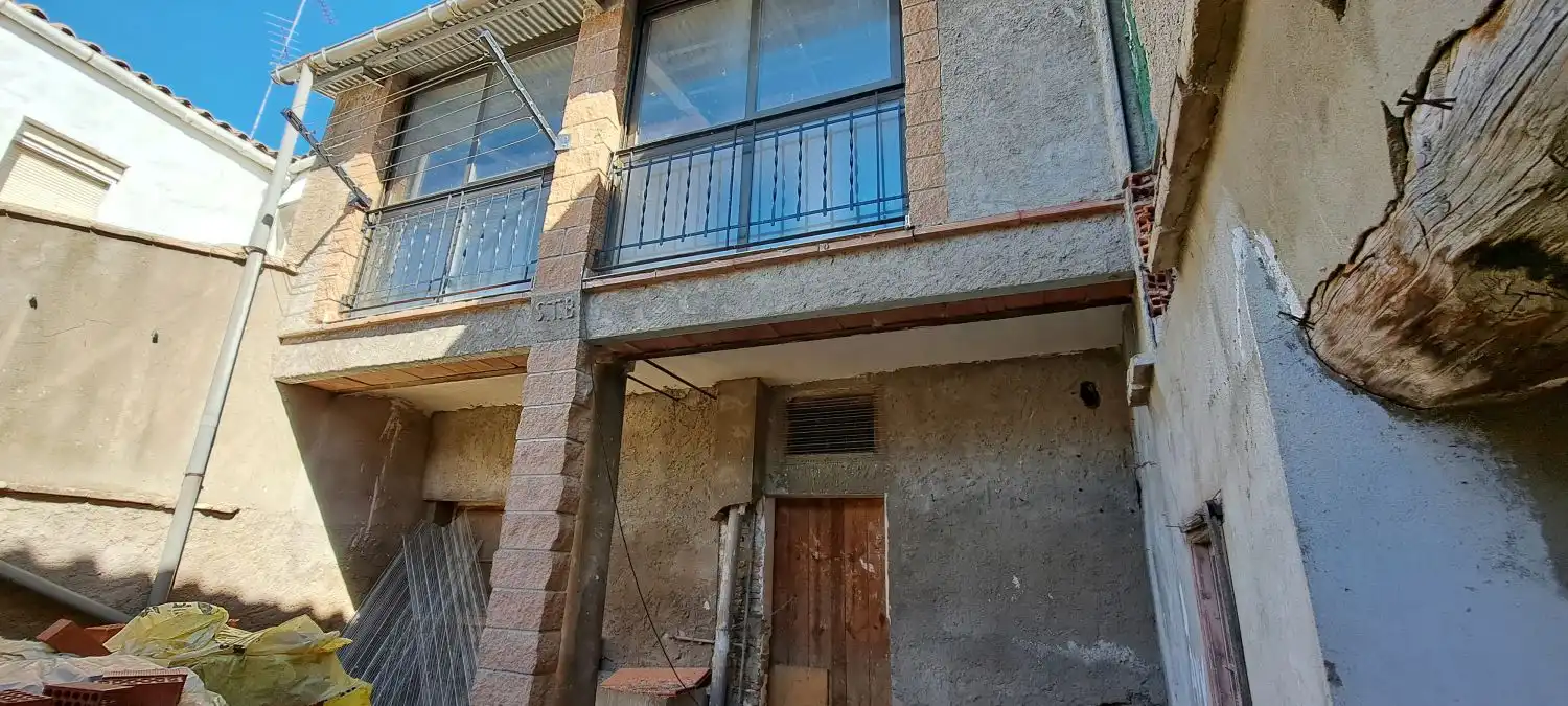 Exterior view of Houses for sale in Almuniente  with Terrace and Storage room