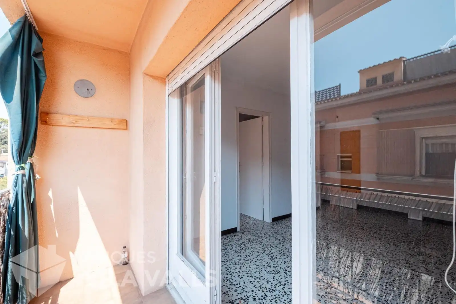 Piso con terraza en venta en Carrer c de la riera, imagen 3