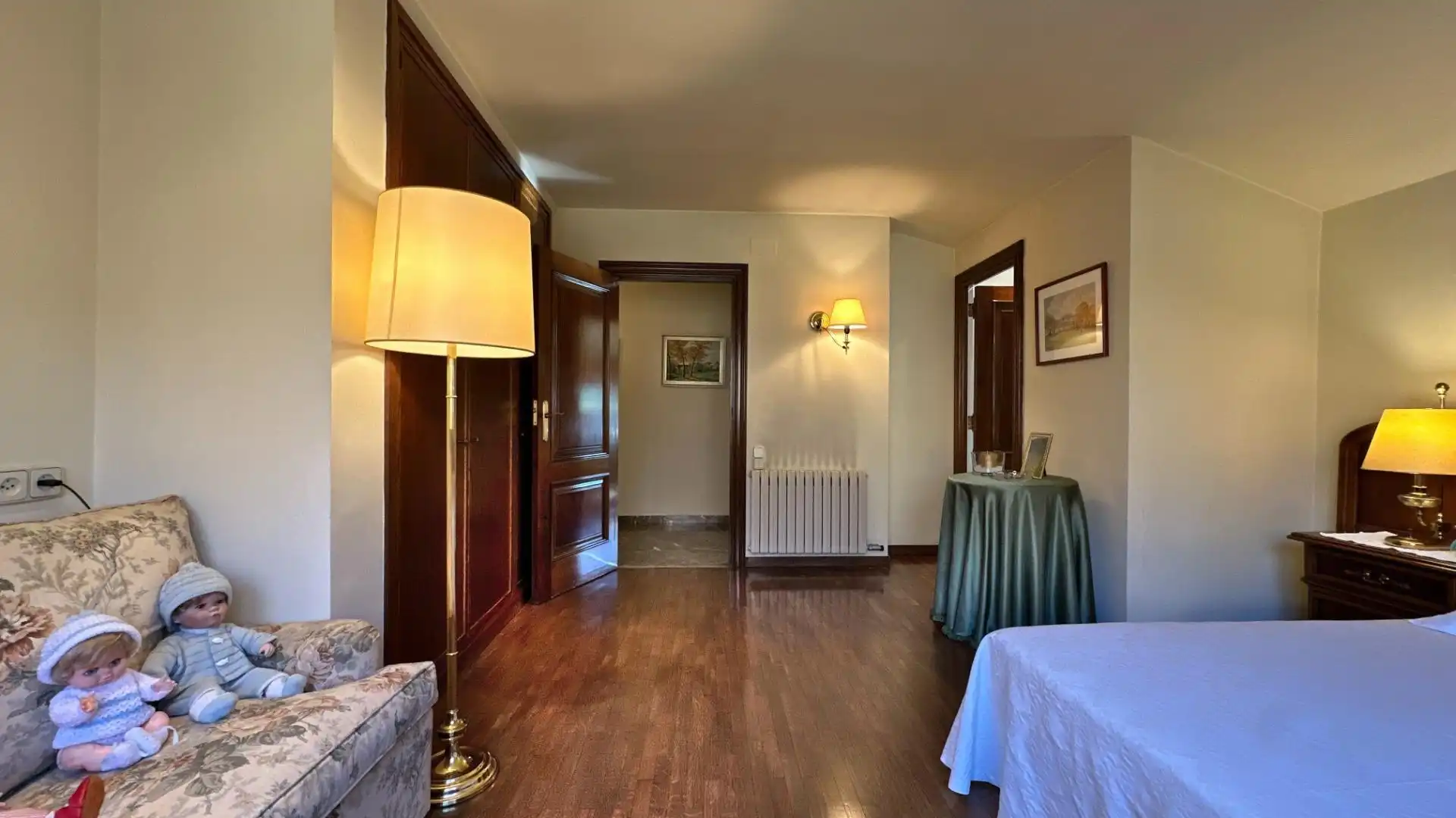 Bedroom of Houses for sale in Sant Cugat del Vallès  with Heating, Private garden and Parquet flooring
