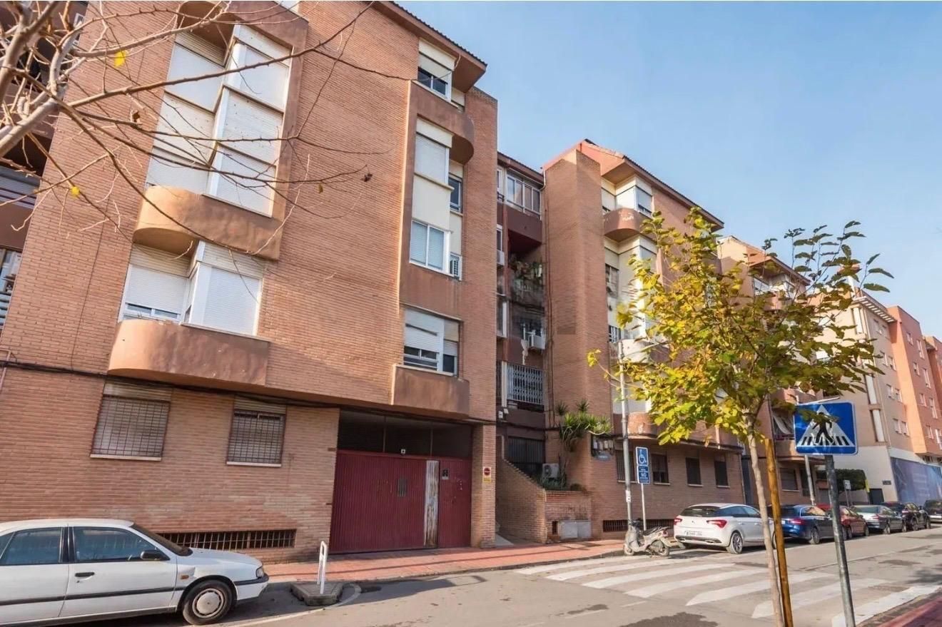 Vista exterior de Piso en venta en Molina de Segura con Trastero
