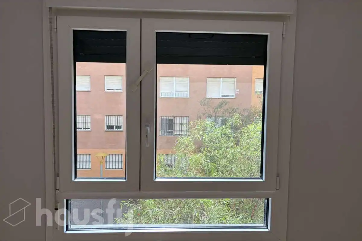 Piso de alquiler en Profesor Manuel Clavero Arévalo, 10, Colores - Entreparques