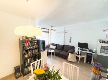 Piso con ascensor en venta en Reyes Católicos