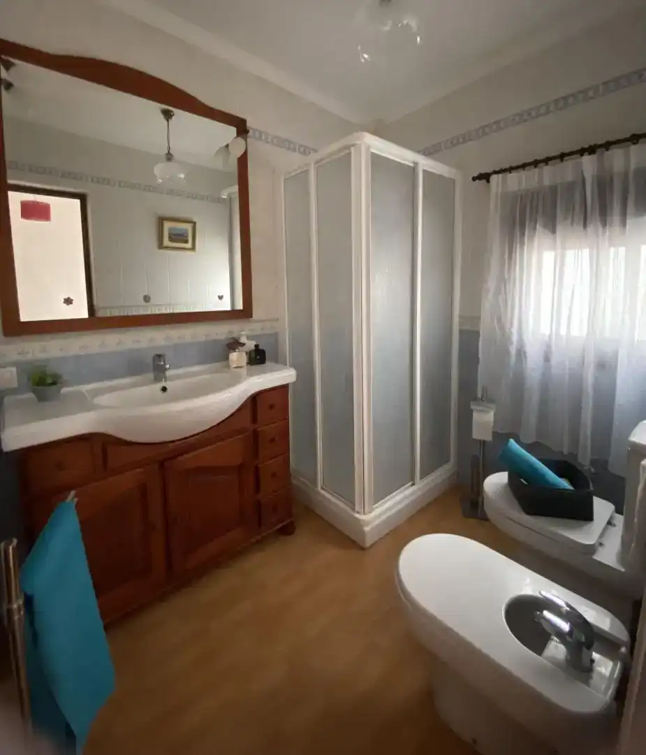 Baño de Dúplex en venta en Lucainena de las Torres con Aire acondicionado, Parquet y Amueblado