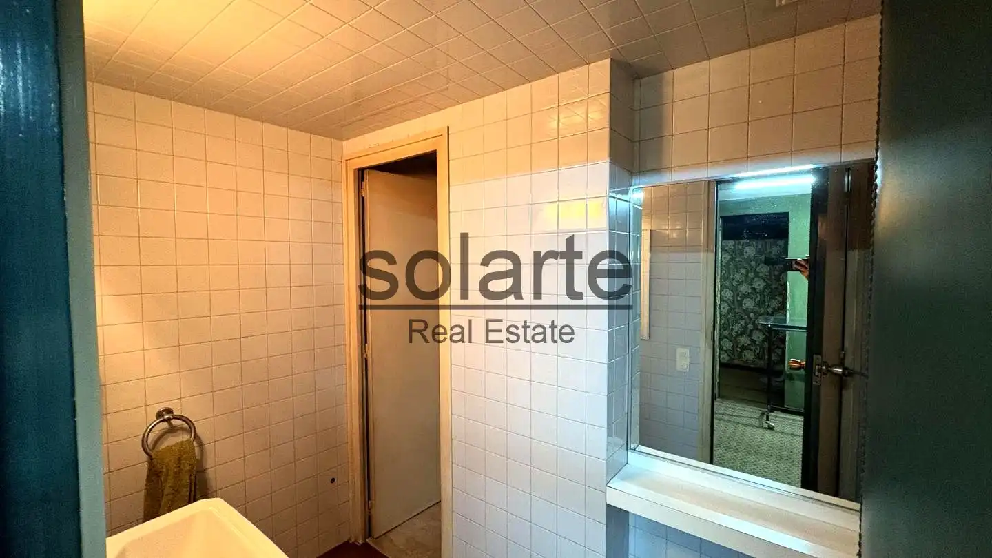 Baño de Edificio en venta en L'Hospitalet de Llobregat