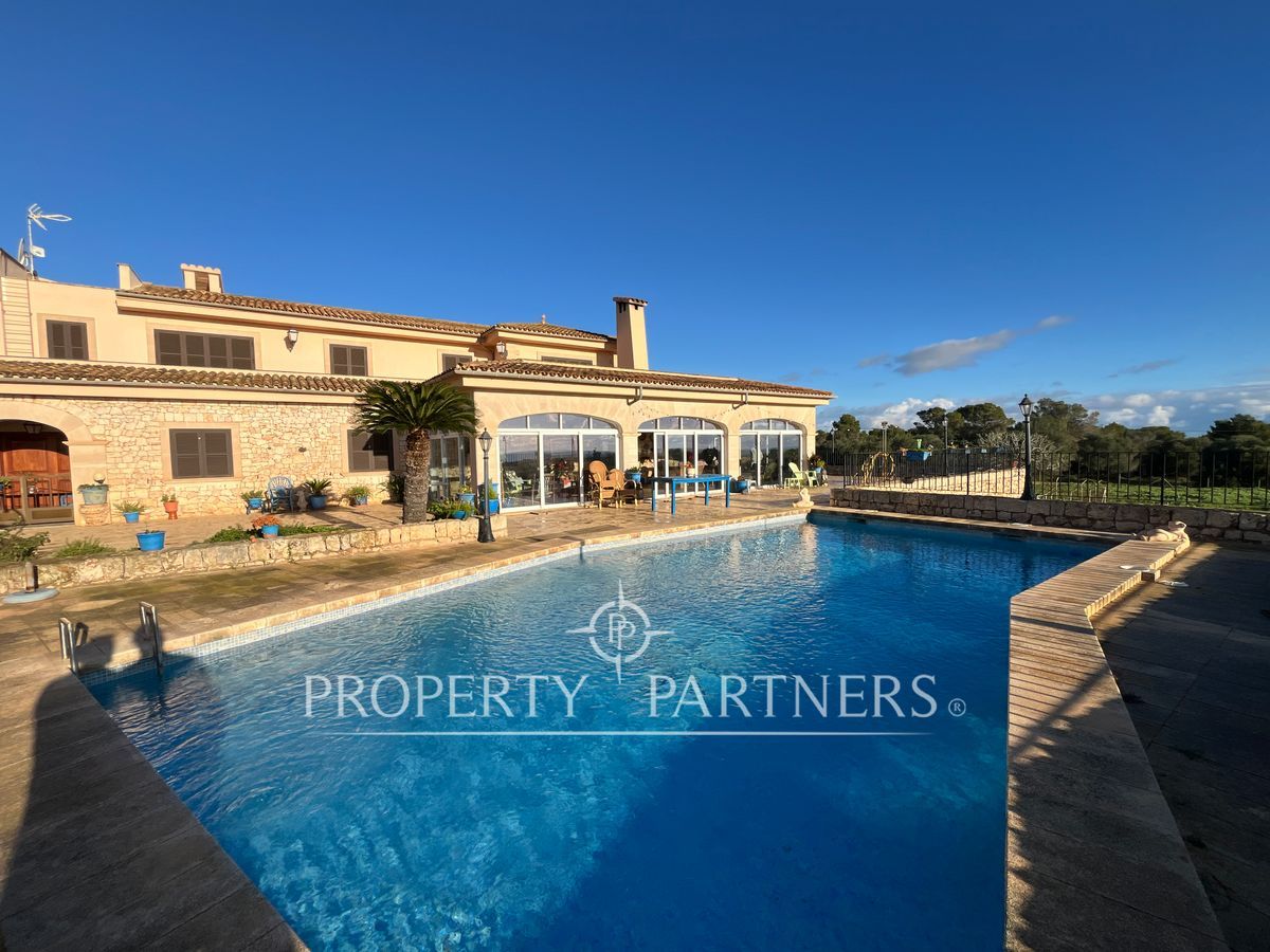 Exterior view of House or chalet for sale in Manacor  with Air Conditioner, Heating and Private garden