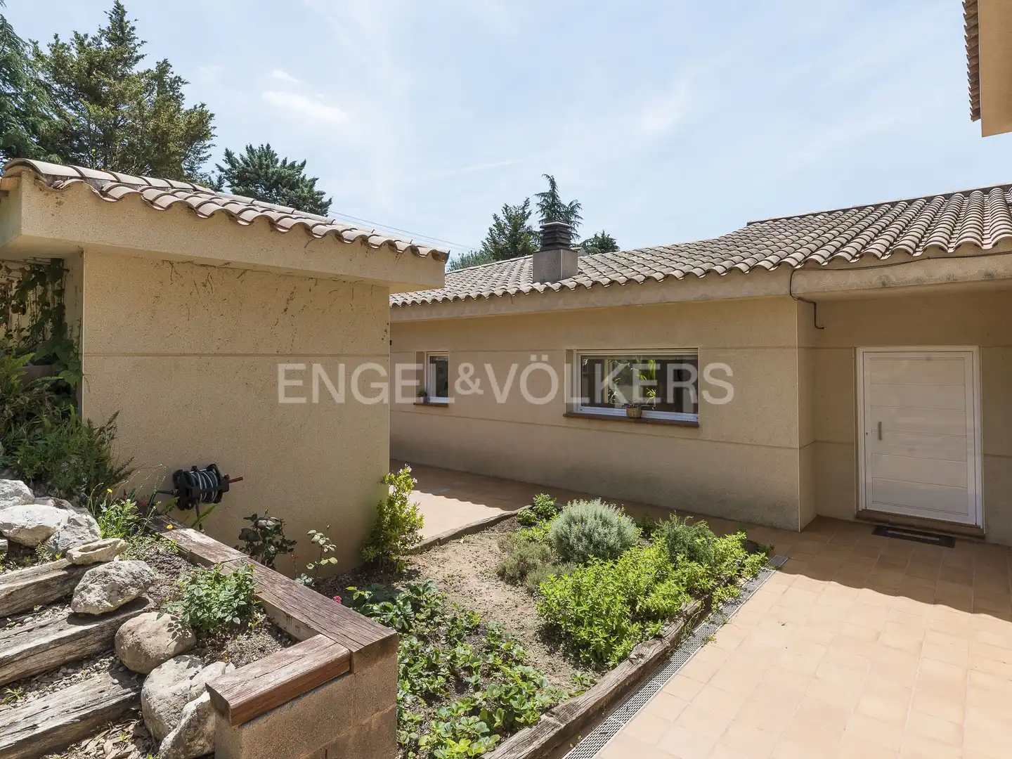 Vista exterior de Casa o xalet en venda en Piera amb Aire condicionat, Calefacció i Jardí privat