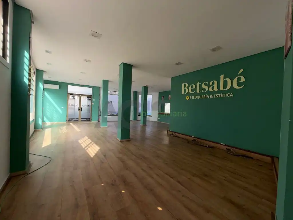 Commercial properties for rent in L'Alcúdia  with Air Conditioner