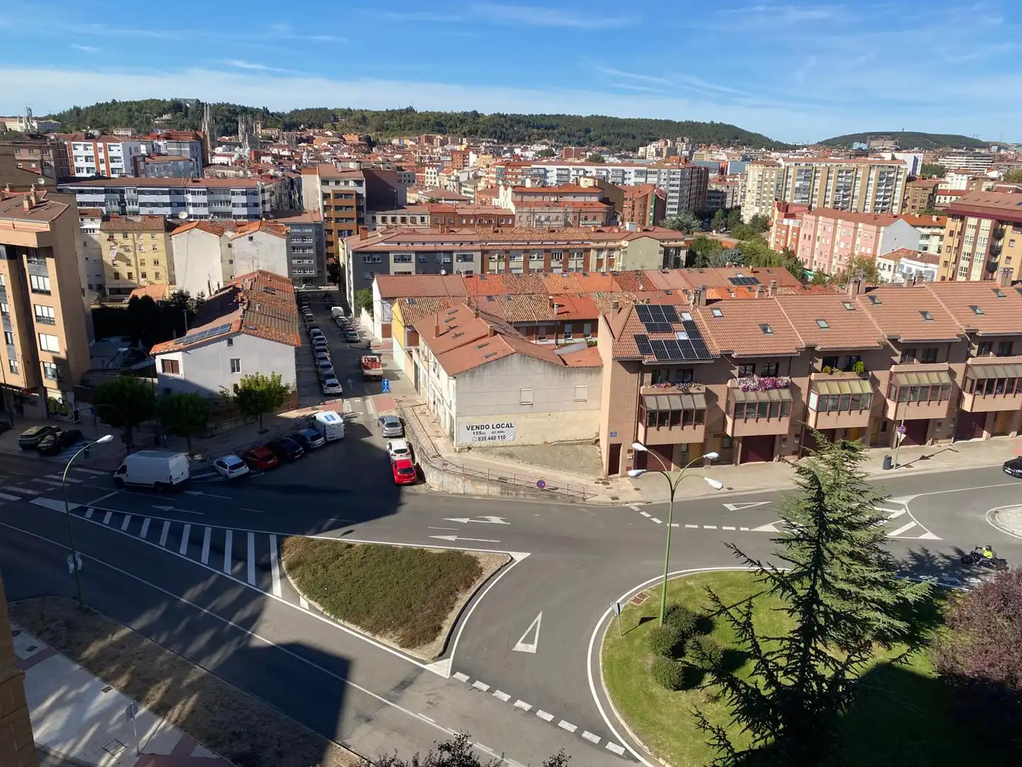 Vista exterior de Pis en venda en Burgos amb Calefacció, Terrassa i Traster