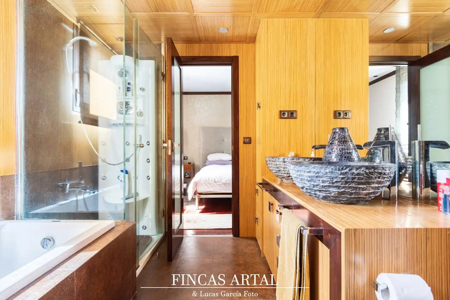 Baño de Casa o chalet en venta en Zaragoza con Aire acondicionado, Calefacción y Jardín privado