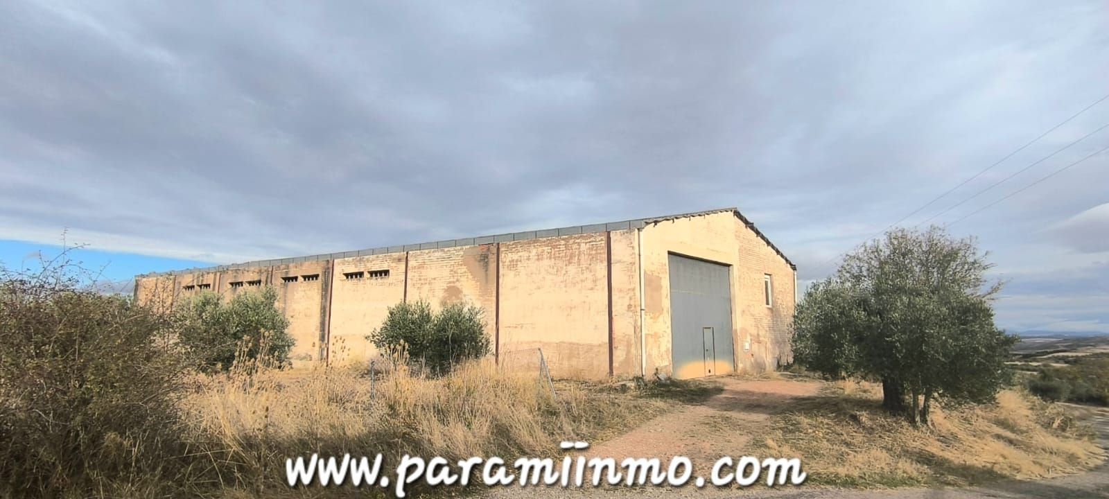 Industrial buildings for sale in Galilea