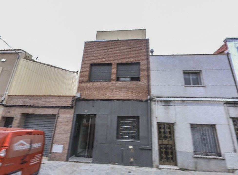 Exterior view of Duplex for sale in Terrassa