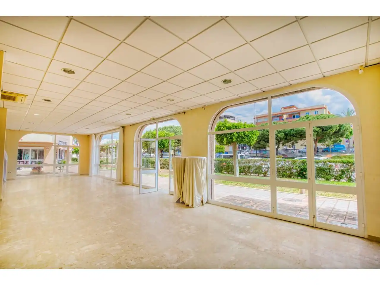 Local comercial en venta en Urbanizacion Costa del Oro, imagen 15