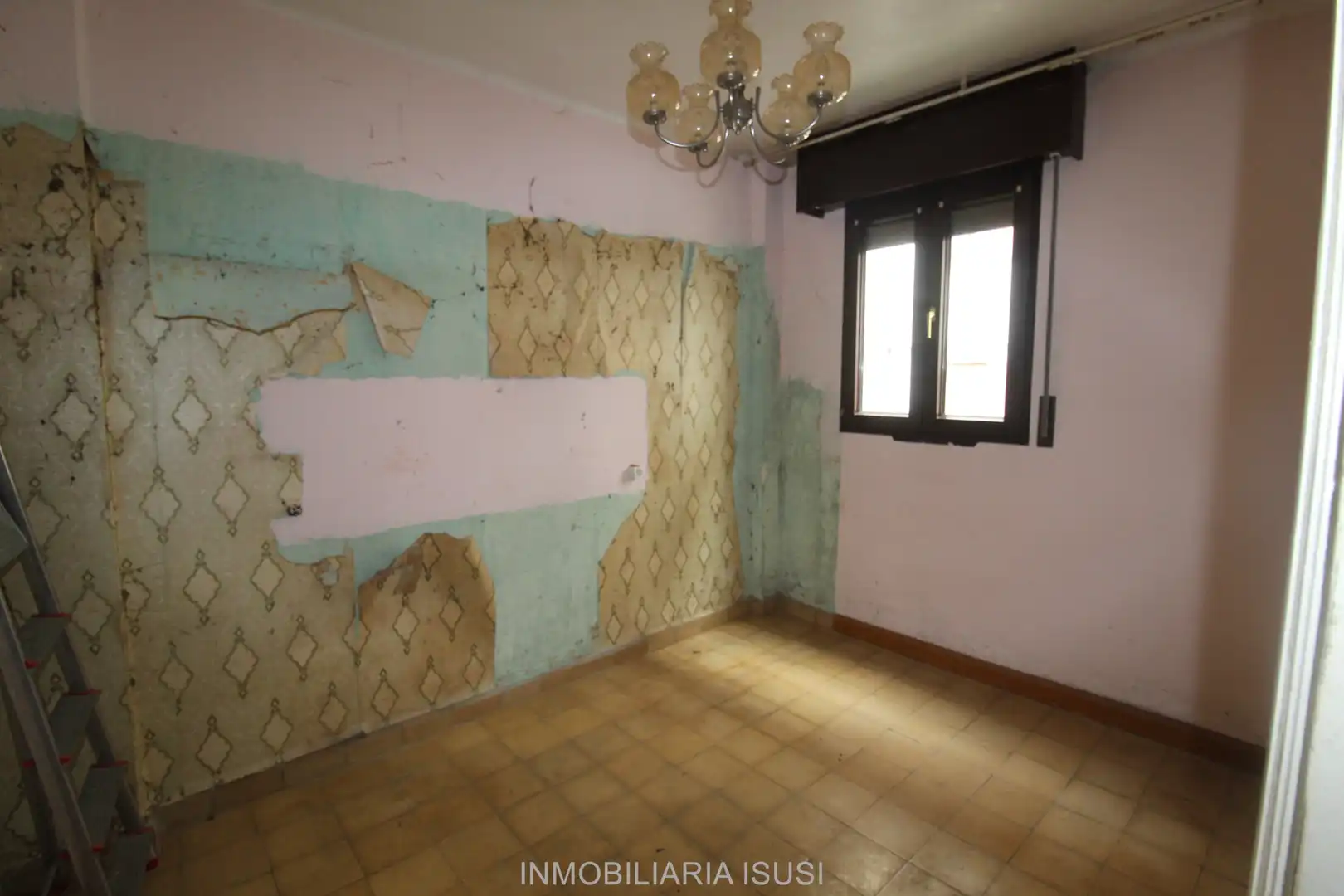 Bedroom of Flat for sale in Santurtzi 