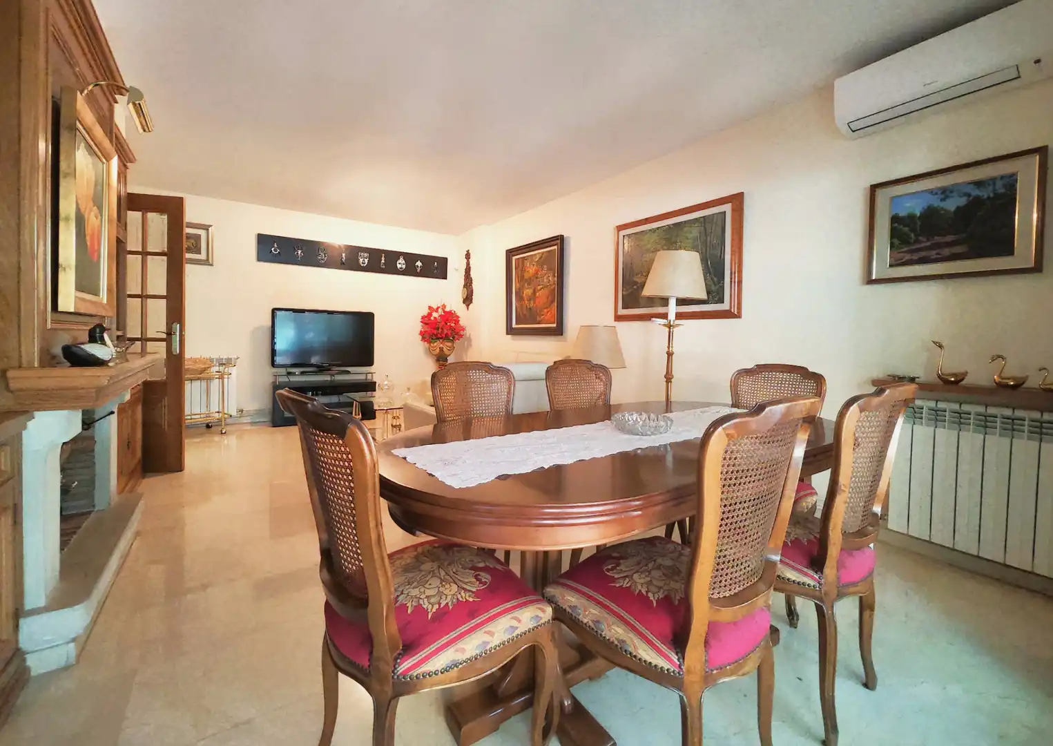 Comedor de Piso en venta en Terrassa con Aire acondicionado, Calefacción y Balcón
