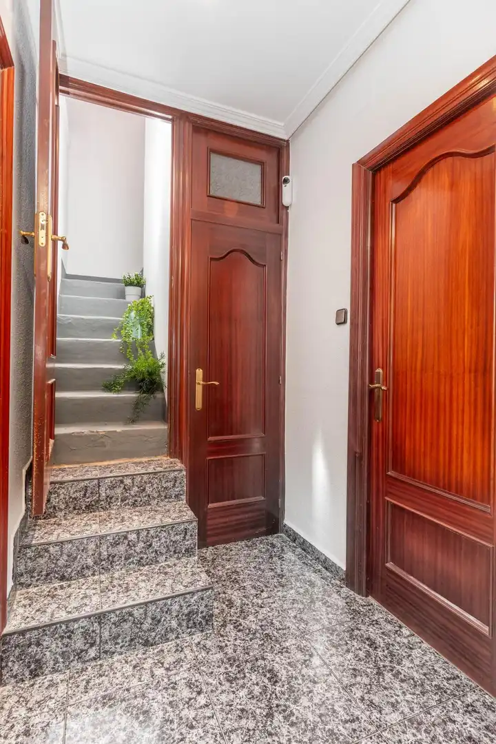 Casa o xalet en venda en Gijón  amb Calefacció, Jardí privat i Traster