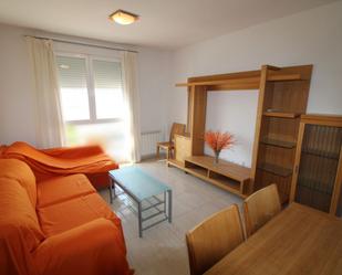 Sala d'estar de Apartament en venda en Ciudad Real Capital amb Aire condicionat