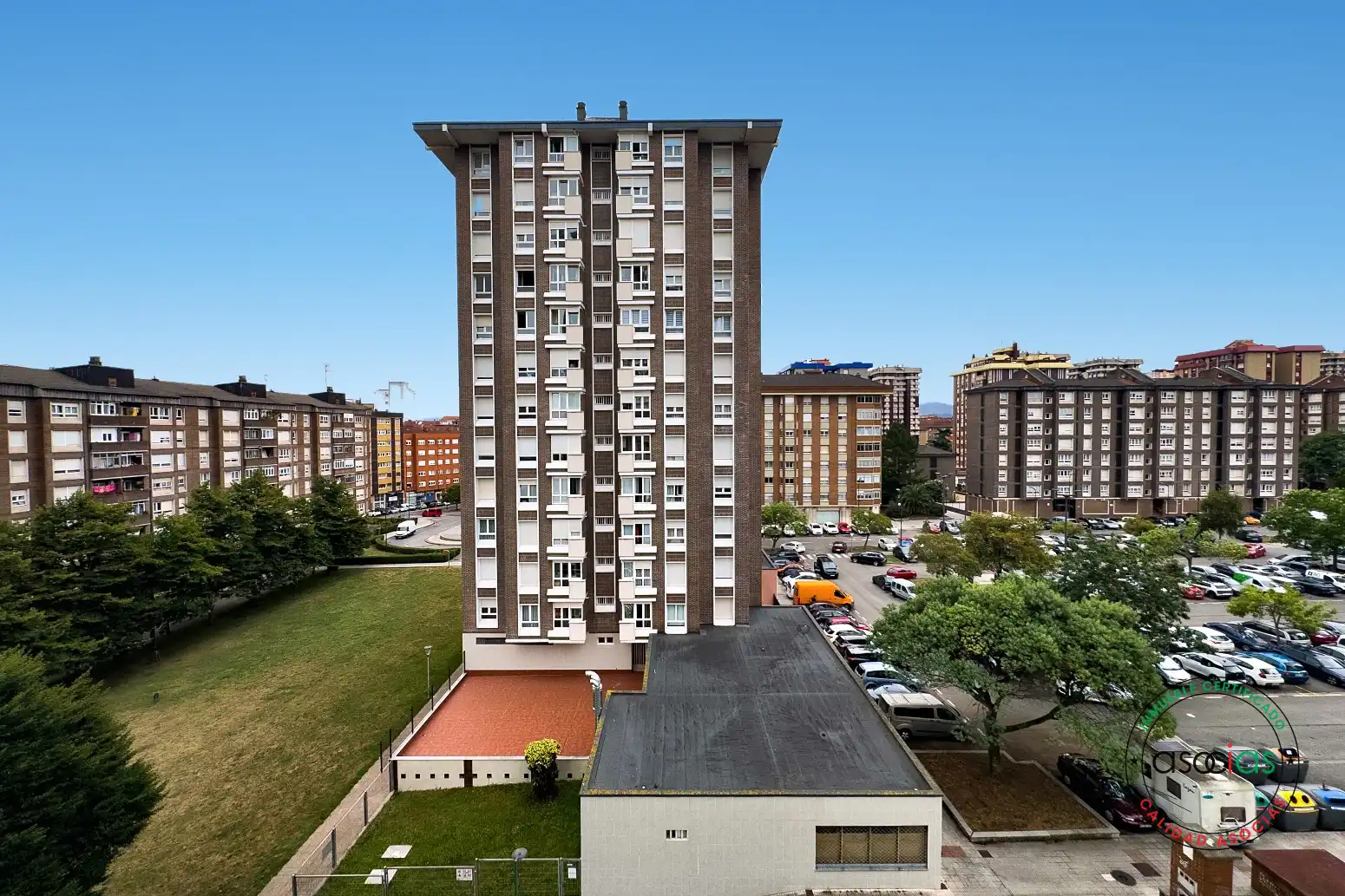 Vista exterior de Pis en venda en Sur