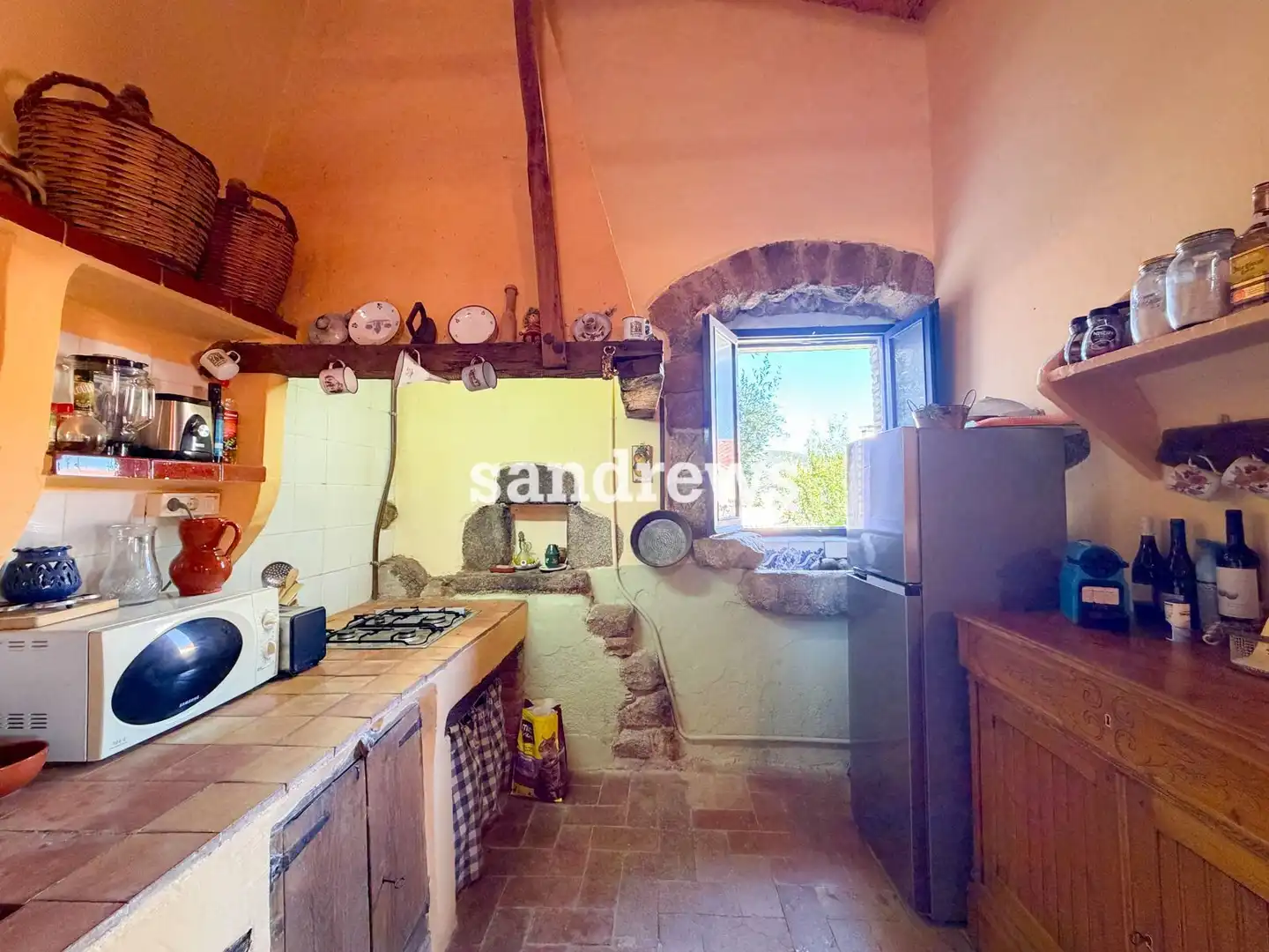 Cuina de Finca rústica en venda en Cantallops amb Calefacció i Jardí privat