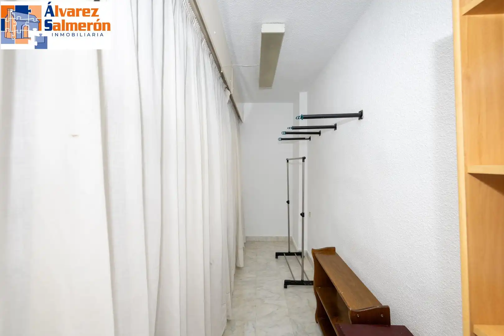 Wohnung zur Miete in Granada mit Heizung, Terrasse und Möbliert