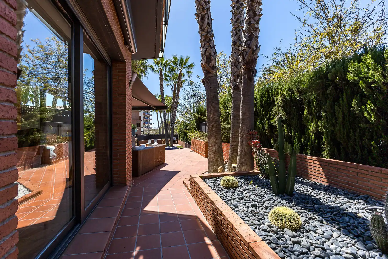 Terrassa de Casa adosada en venda en Sitges amb Calefacció, Jardí privat i Parquet