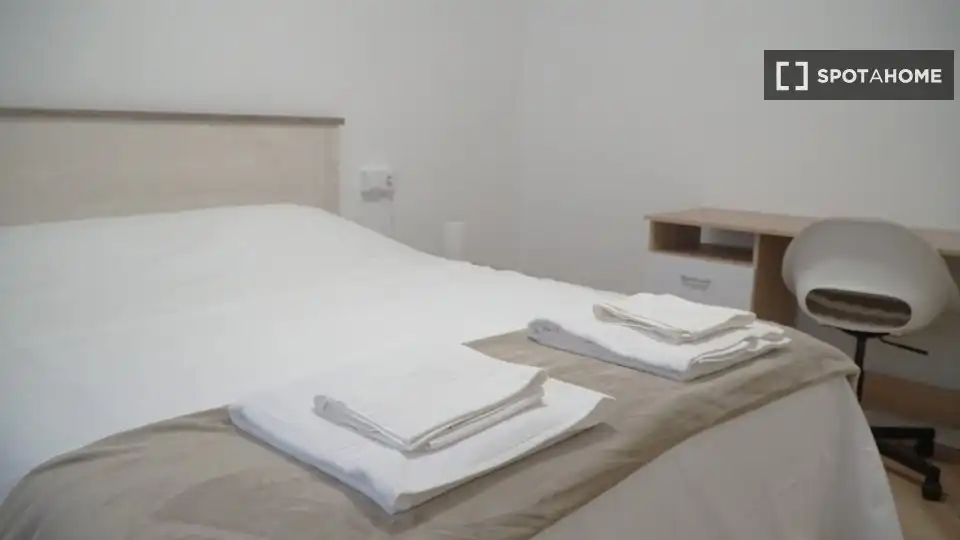 Habitación en Els Orriols